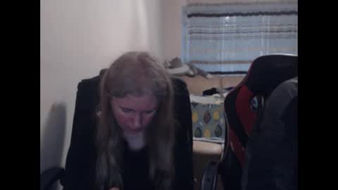 JenisAndPeter online show from April 6, 5:47 pm