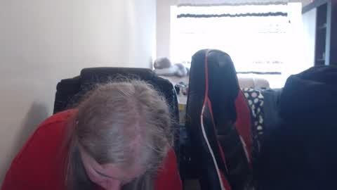 JenisAndPeter online show from April 8, 6:24 am