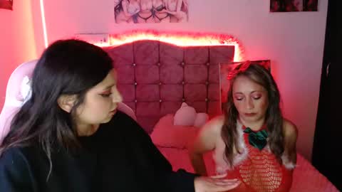 Snapshot of jennal_010 chatting on December 21, 1:15 am jennal_010 online show from December 21, 1:15 am