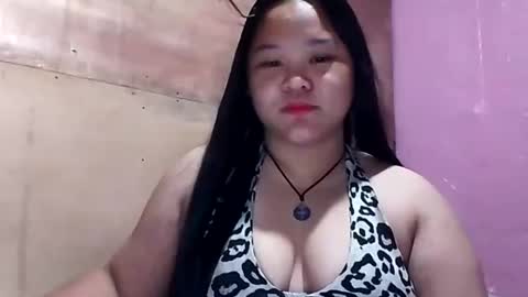 Snapshot of jennalyn_19 chatting on November 3, 12:39 pm jennalyn_19 online show from November 3, 12:39 pm