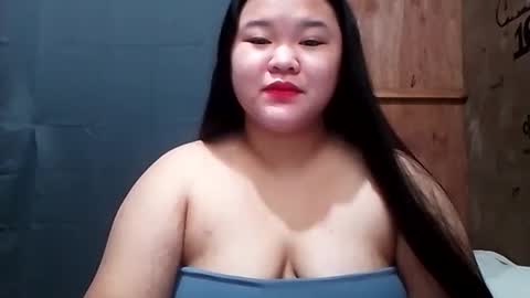 jennalyn_19 online show from February 8, 8:29 am