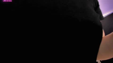 Snapshot of jennaolson chatting on January 17, 6:12 pm Jenna Olson online show from January 17, 6:12 pm