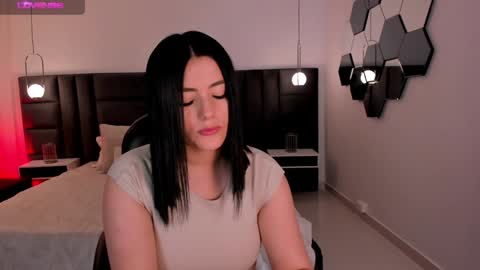 Snapshot of jennaolson chatting on January 30, 6:54 pm Jenna Olson online show from January 30, 6:54 pm