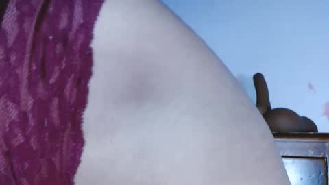 jenner_lena online show from April 4, 6:44 am