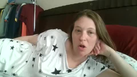 Jennibean6996 online show from April 18, 1:15 pm