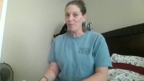 Snapshot of jennibean6996 chatting on July 8, 4:55 pm Jennibean6996 online show from July 8, 4:55 pm