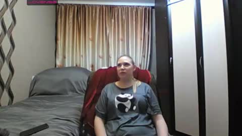 Snapshot of jennideep chatting on February 16, 2:24 pm JenniDeep online show from February 16, 2:24 pm