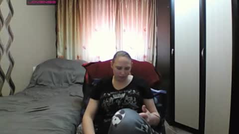 Snapshot of jennideep chatting on February 25, 10:03 am JenniDeep online show from February 25, 10:03 am