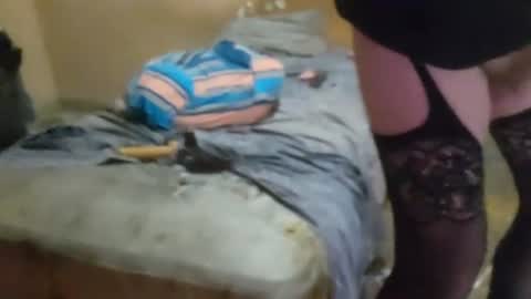 jennieheels19 online show from July 9, 12:15 am