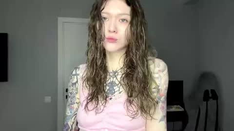 Michelle online show from June 16, 9:12 am