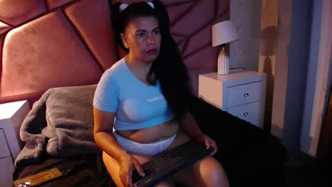 Jennifer online show from February 2, 11:42 am