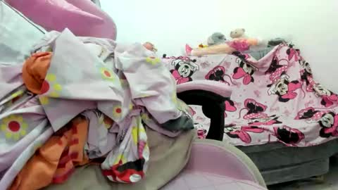 jennifer_bodyy0404 online show from May 22, 2:08 am