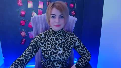 Jennifer online show from April 16, 12:06 pm