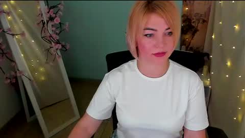 Jennifer online show from June 19, 7:12 am