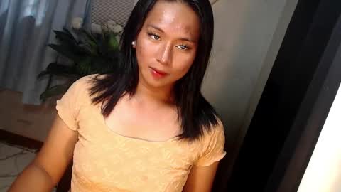 Snapshot of jennifer_licious chatting on October 6, 1:47 am Jenny online show from October 6, 1:47 am