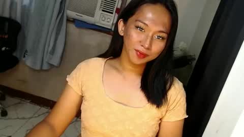 Snapshot of jennifer_licious chatting on October 8, 10:51 pm Jenny online show from October 8, 10:51 pm