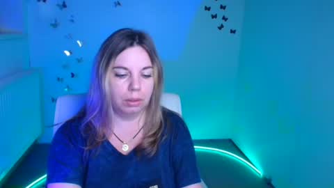 Snapshot of jennifer_moree chatting on September 27, 5:45 am Jennifer online show from September 27, 5:45 am