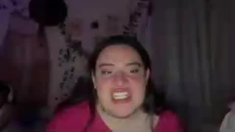 jennifer_robbie online show from May 28, 9:50 am