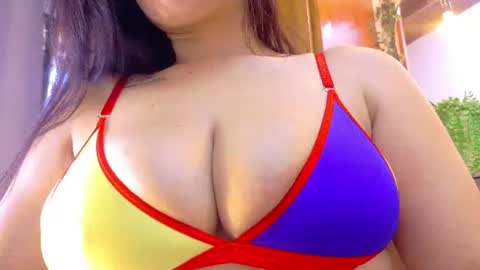 Snapshot of jennifervega1 chatting on June 17, 9:05 pm Jennifer vega online show from June 17, 9:05 pm