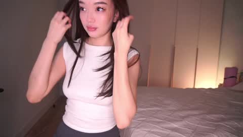 call me Jenny online show from February 7, 11:58 am