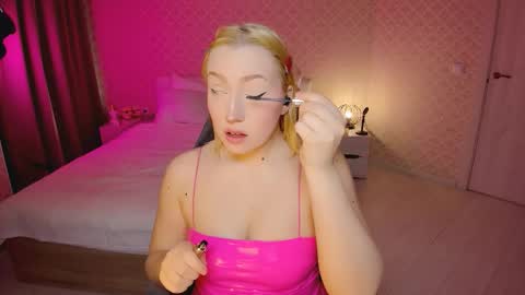 Jenny online show from February 22, 8:02 am