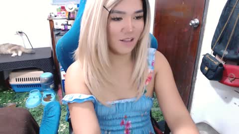 Jenny online show from January 13, 11:38 pm