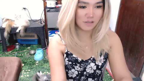 Jenny online show from February 10, 5:30 pm