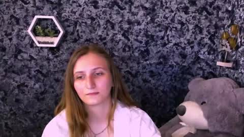 jenny_smille_ online show from May 22, 8:10 am