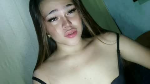 Snapshot of jennysweetfuckerxxx chatting on June 21, 1:30 am jenny69 online show from June 21, 1:30 am