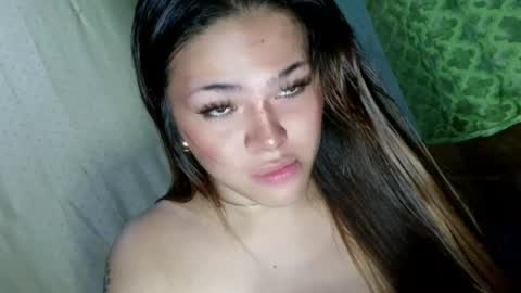 Snapshot of jennysweetfuckerxxx chatting on July 14, 2:05 am jenny69 online show from July 14, 2:05 am