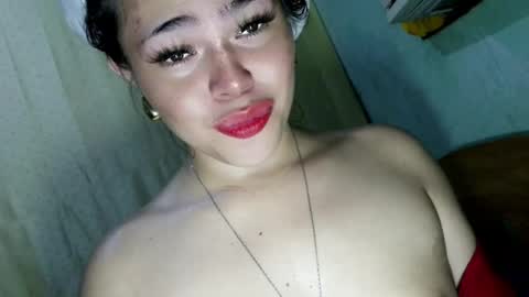Snapshot of jennysweetfuckerxxx chatting on July 30, 1:48 am jenny69 online show from July 30, 1:48 am