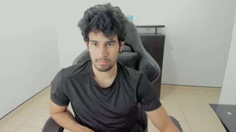 Snapshot of jeremy_colton_hot chatting on August 4, 9:23 am jeremy_colton_hot online show from August 4, 9:23 am