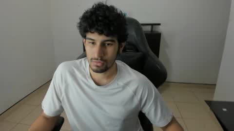 Snapshot of jeremy_colton_hot chatting on August 5, 8:39 am jeremy_colton_hot online show from August 5, 8:39 am