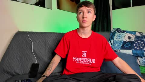 Snapshot of jeremy_salvatore_ chatting on January 22, 7:46 am jero independent model online show from January 22, 7:46 am