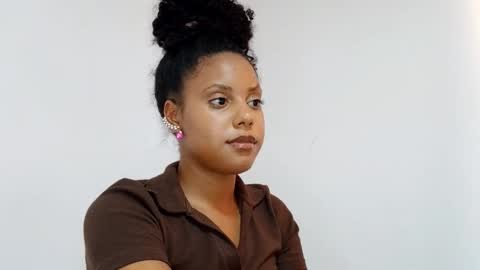 Bella online show from February 19, 9:44 pm