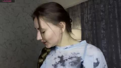 Lily online show from May 28, 3:09 pm