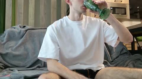 Jerry  online show from February 13, 8:10 am