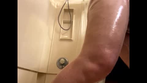 Snapshot of jerrysauce chatting on March 6, 10:45 am jerrysauce online show from March 6, 10:45 am