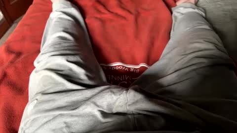 Snapshot of jerswill chatting on December 17, 4:43 pm Jeremys room chill and puff one enjoy online show from December 17, 4:43 pm