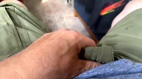 Snapshot of jerswill chatting on September 29, 8:13 pm Jeremys room chill and puff one enjoy online show from September 29, 8:13 pm