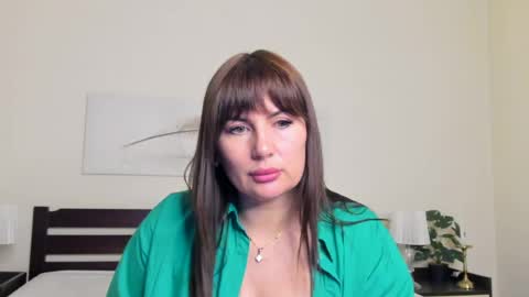 Snapshot of jes_leone chatting on July 13, 8:22 pm JESS online show from July 13, 8:22 pm