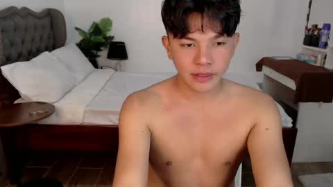 jesie_hot69 online show from December 6, 5:09 am