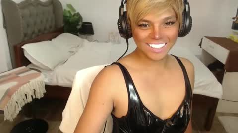 jesie_hot69 online show from February 24, 1:21 pm