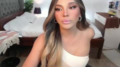 jesie_hot69 online show from March 12, 12:47 pm