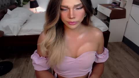 Snapshot of jesie_hot69 chatting on July 15, 4:51 am jesie_hot69 online show from July 15, 4:51 am
