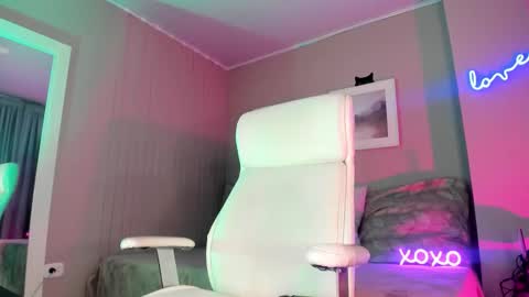 Jessie online show from February 21, 8:27 pm