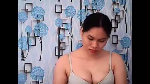 Snapshot of jessa_21 chatting on February 5, 1:43 am jessa_21 online show from February 5, 1:43 am
