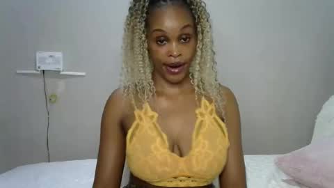 jessajoyy online show from March 4, 9:04 am