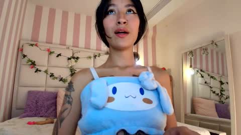 jessi_lemus online show from February 7, 8:10 pm