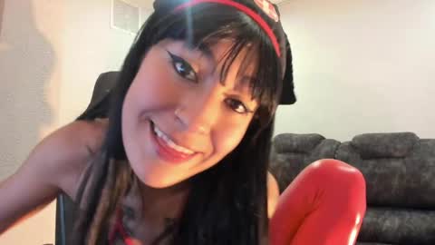 Snapshot of jessi_lemus chatting on April 11, 9:08 pm jessi_lemus online show from April 11, 9:08 pm